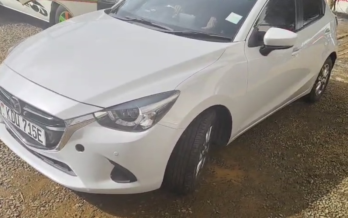 Mazda Demio KDU715E